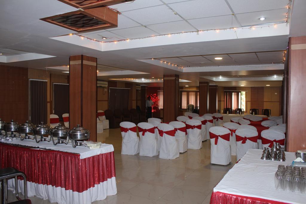 Hotel Bengal International สิริกุรี ภายนอก รูปภาพ