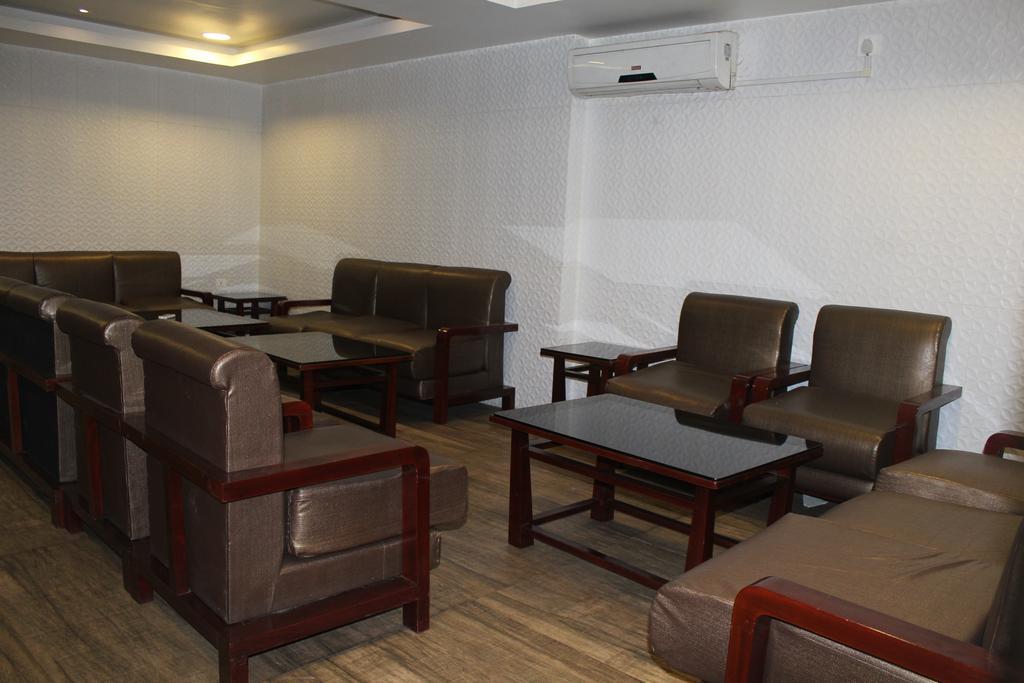 Hotel Bengal International สิริกุรี ภายนอก รูปภาพ