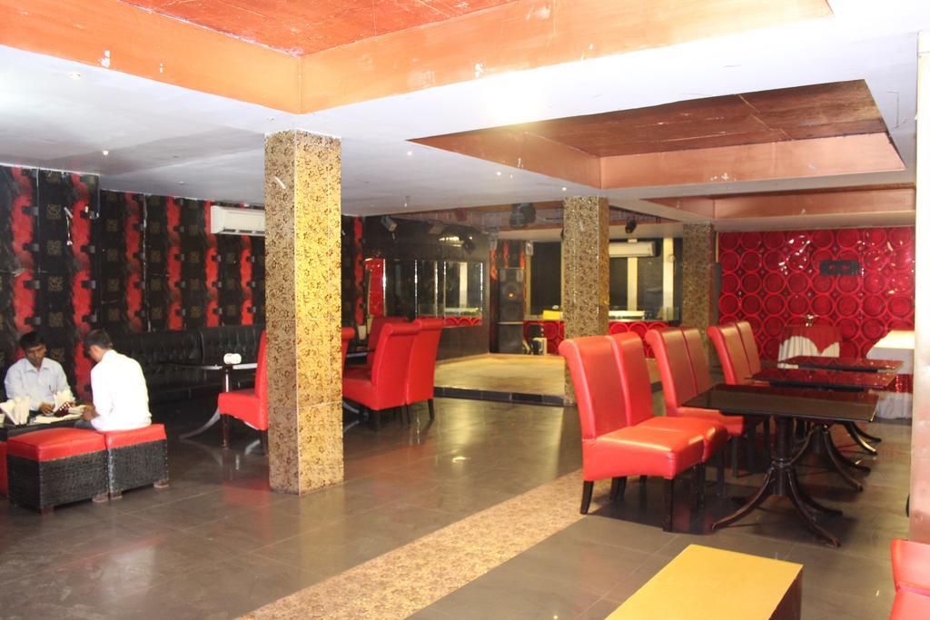Hotel Bengal International สิริกุรี ภายนอก รูปภาพ